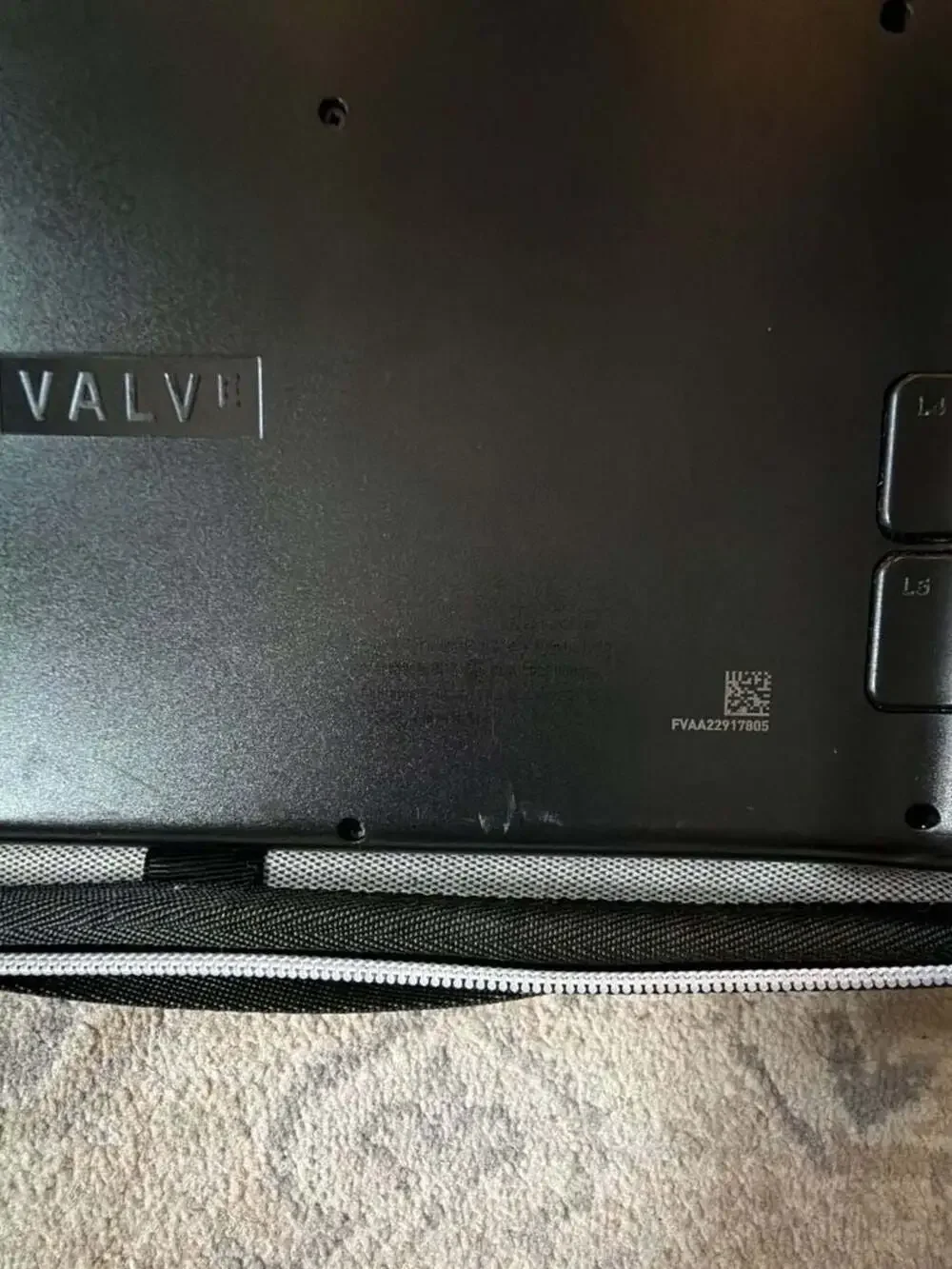 Valve Steam Deck LCD Handheld Gaming Console with Carrying Case
